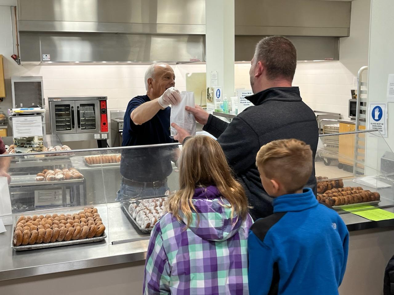 Terry Knutson DONUTS – KC Council 4902